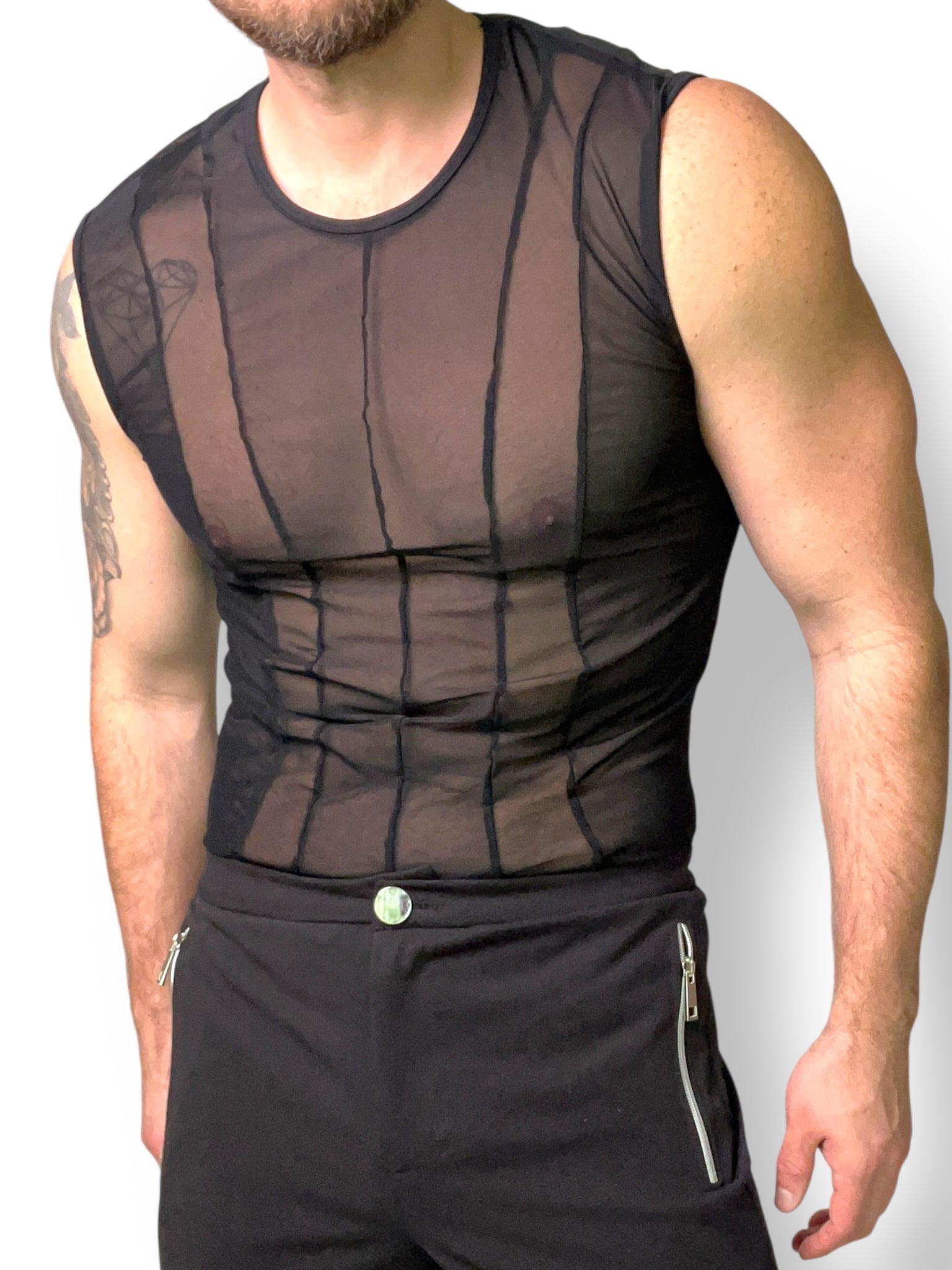 Mesh Paneled Tank